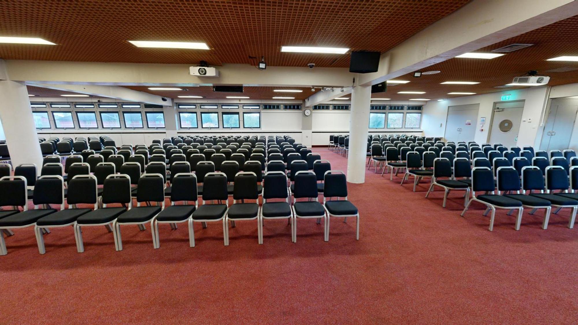 Yarnfield Park Training And Conference Centre Hotel Stone  Ngoại thất bức ảnh