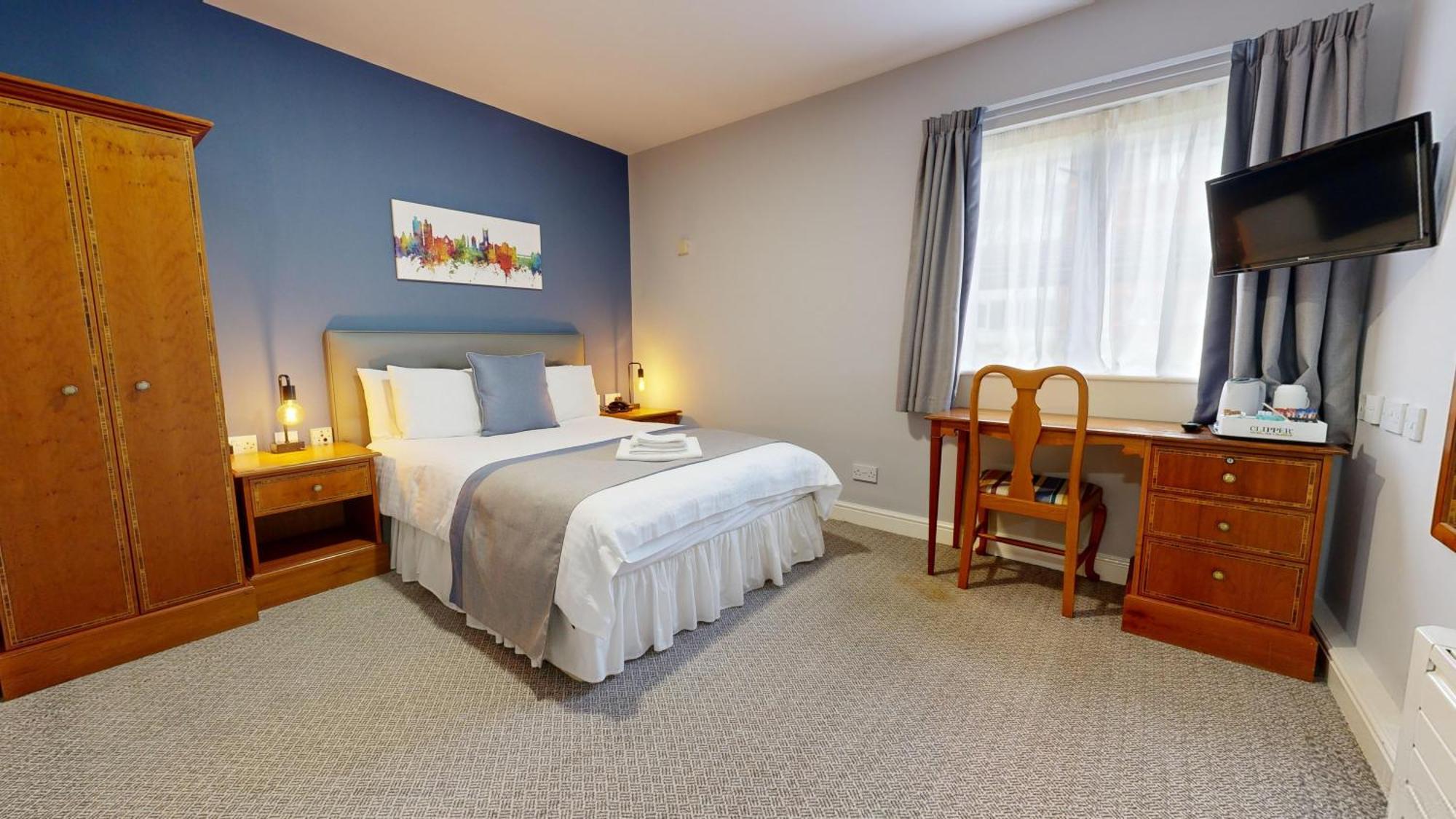 Yarnfield Park Training And Conference Centre Hotel Stone  Ngoại thất bức ảnh